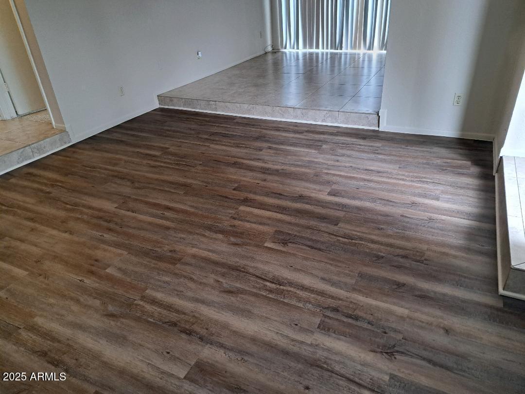 834 South Casitas Drive, Unit B Tempe, AZ 85288 - Photo 7 of 23 a view interior of the house