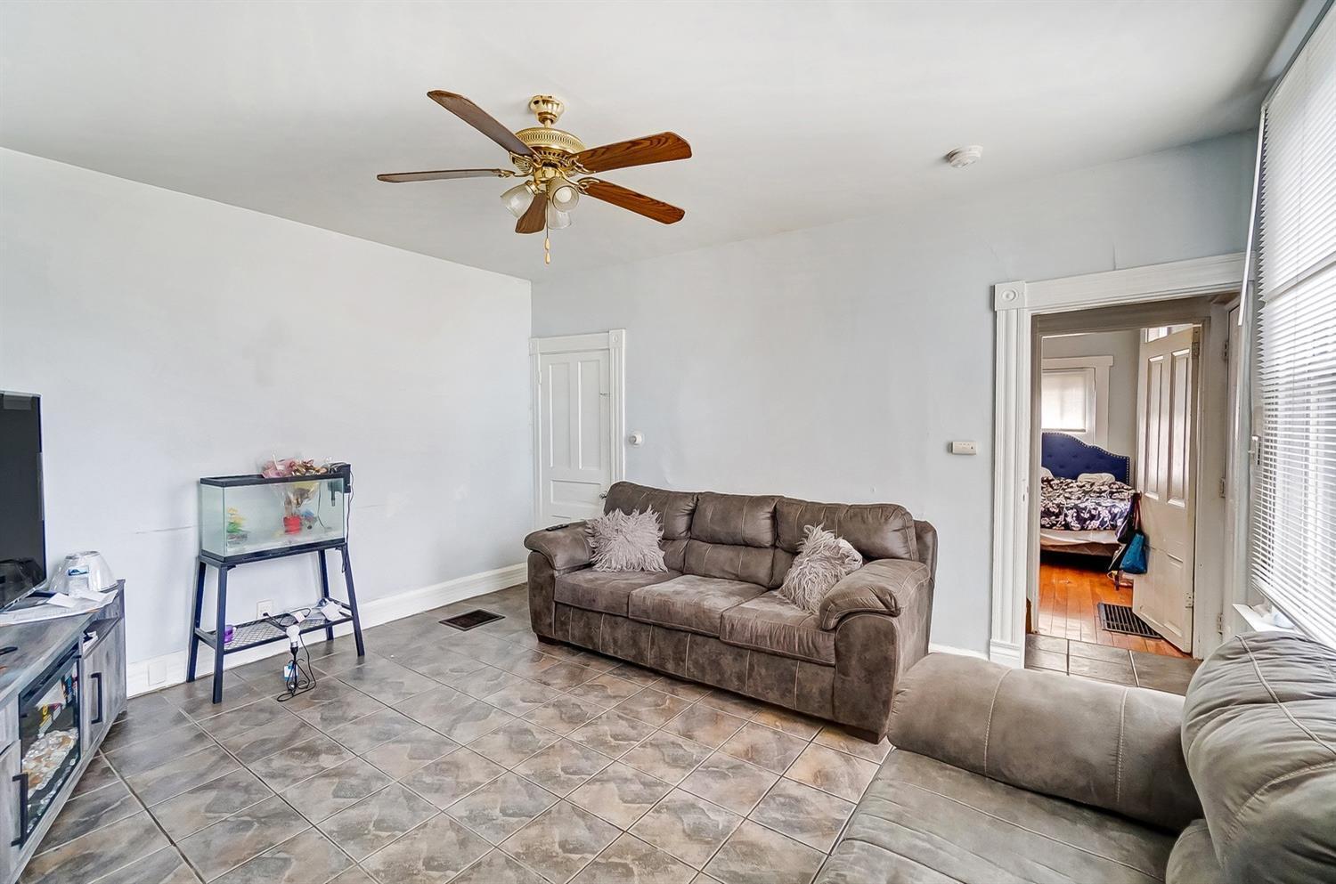 3126 River Road Cincinnati, OH 45204 - Photo 10 of 36