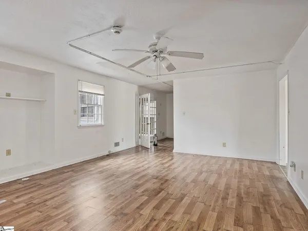 $195,000 | 2860 New Cut Road, Spartanburg, SC 29303