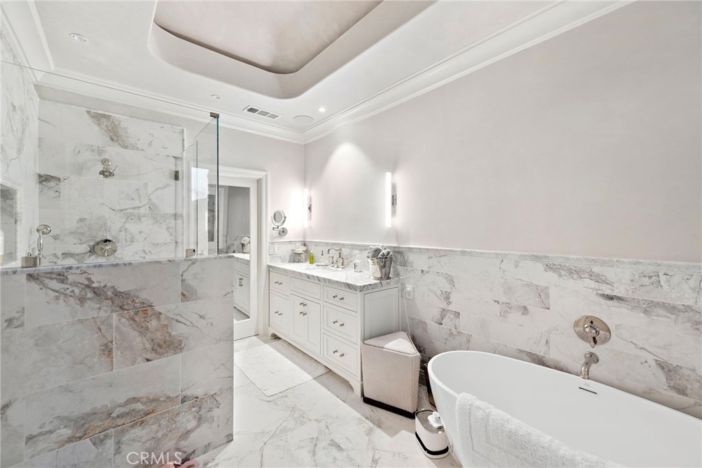 29 Siena Laguna Niguel, CA 92677 - Photo 31 of 46 Primary Bathroom with Walk-in Shower and Soaking Tub