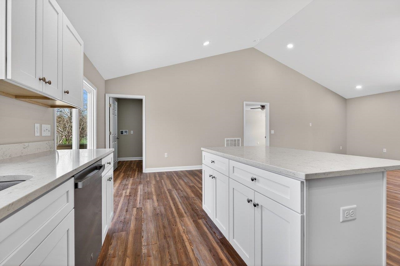 254 Locustdale Loop Shenandoah, VA 22849 - Photo 22 of 58