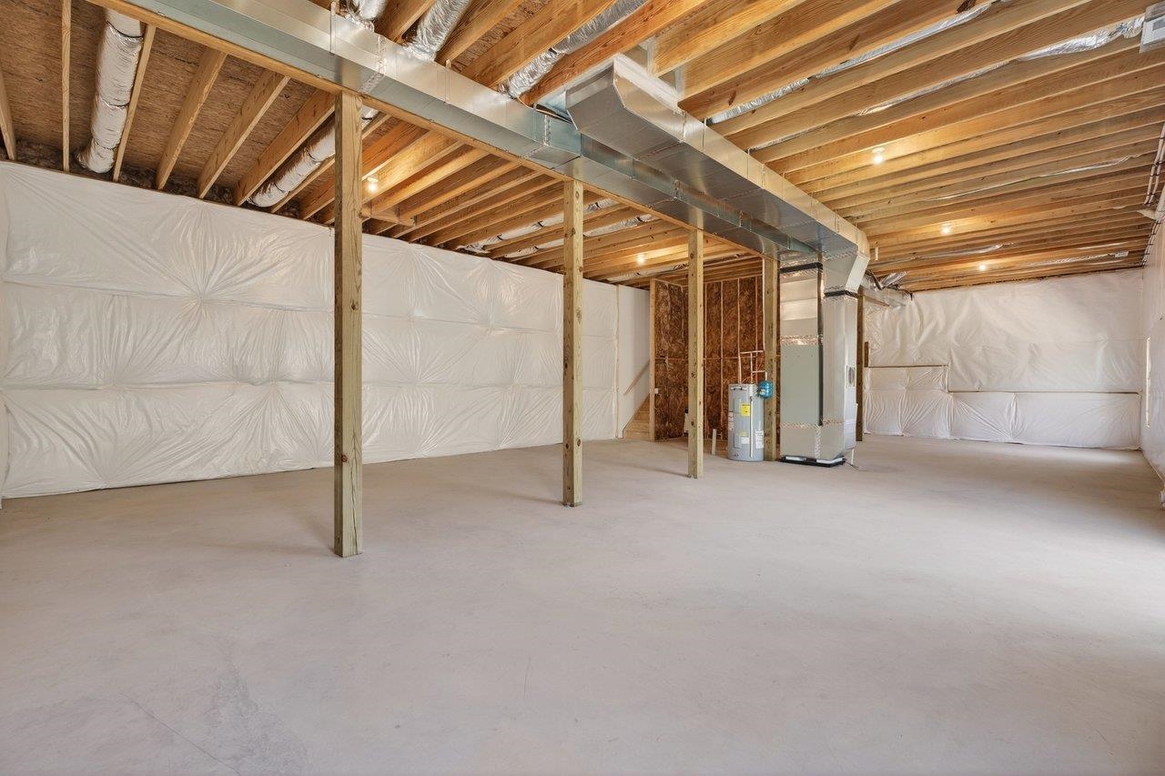 254 Locustdale Loop Shenandoah, VA 22849 - Photo 42 of 58 a view of small space