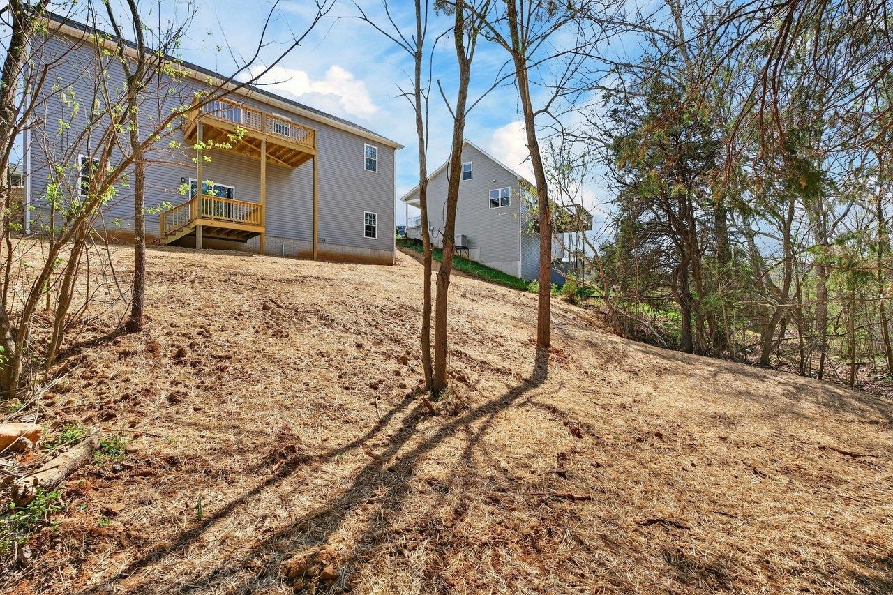 254 Locustdale Loop Shenandoah, VA 22849 - Photo 10 of 58