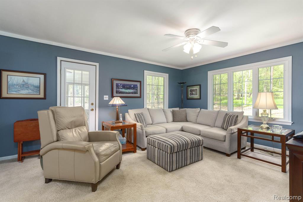 5690 Cobb Creek Road Rochester, MI 48306 - Photo 17 of 50