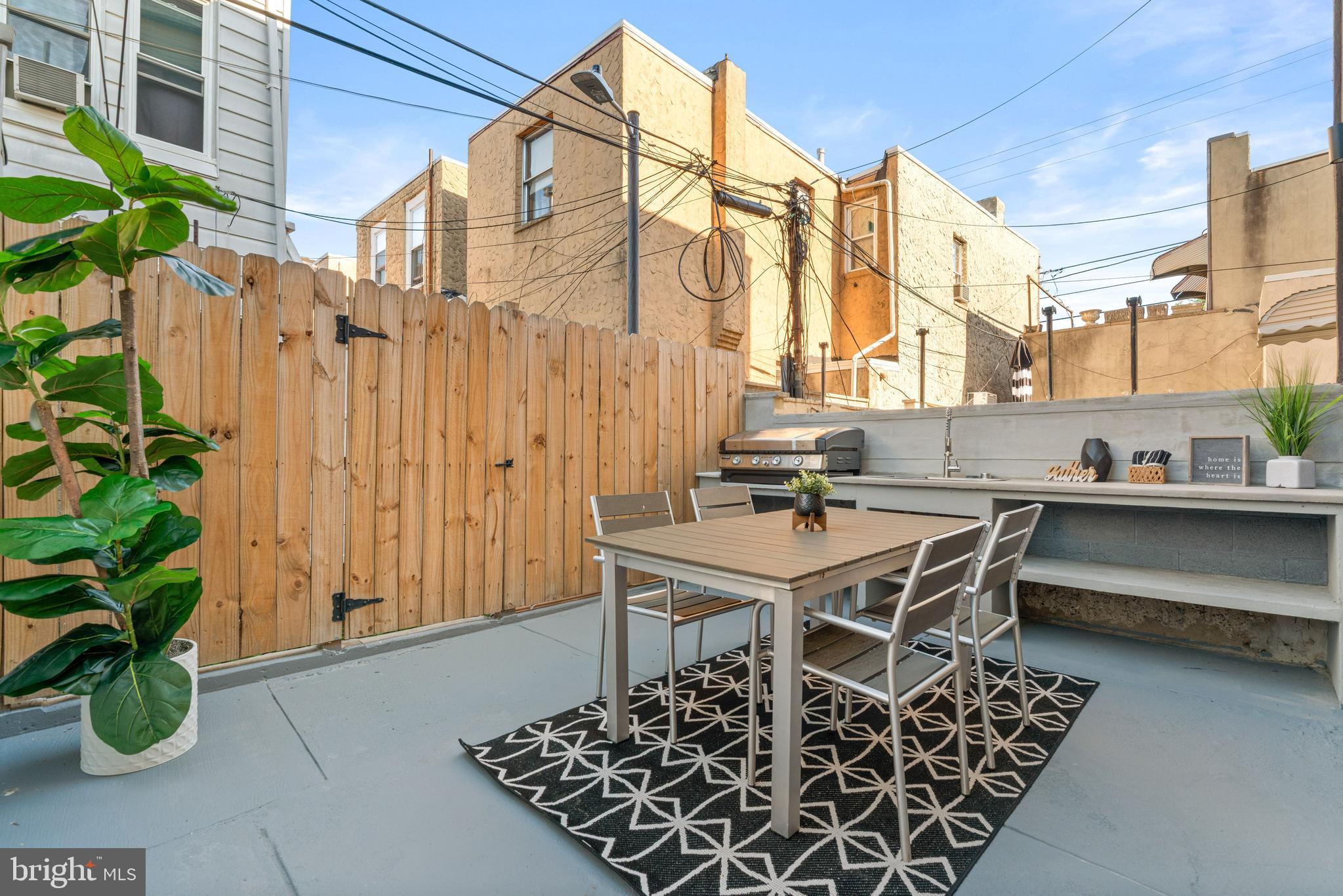 1906 South 10th Street Philadelphia, PA 19148 - Photo 13 of 51