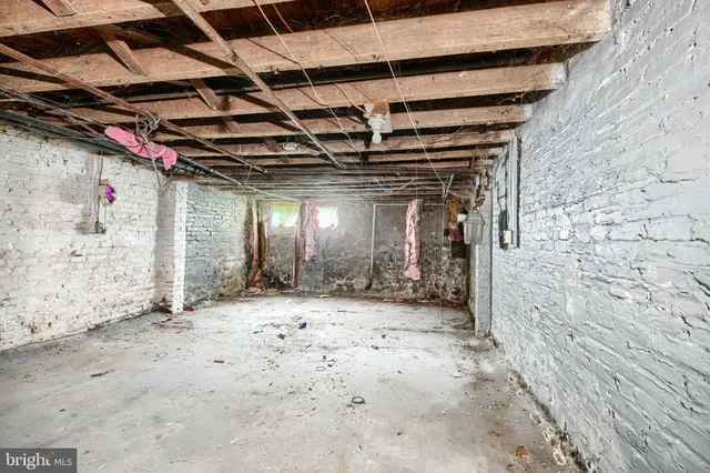 a view of yard and swimming pool