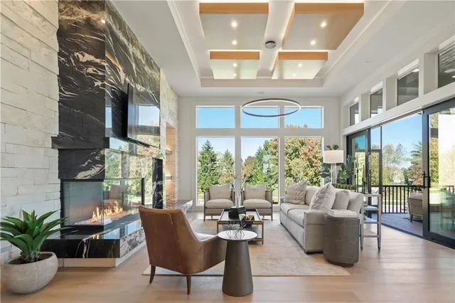 $2,195,000 | 3256 West 133rd Terrace, Leawood, KS 66209