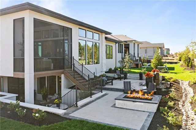 $2,195,000 | 3256 West 133rd Terrace, Leawood, KS 66209