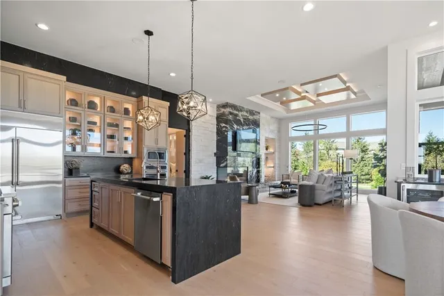 $2,195,000 | 3256 West 133rd Terrace, Leawood, KS 66209