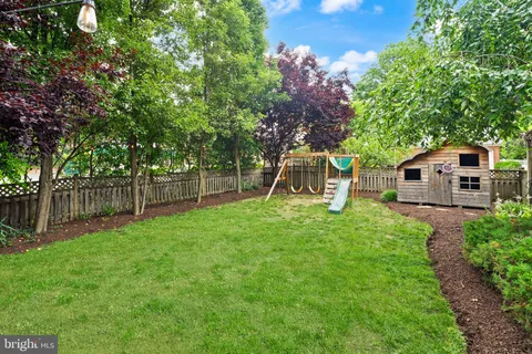 $1,115,000 | 4843 Arlington Boulevard, Arlington, VA 22203