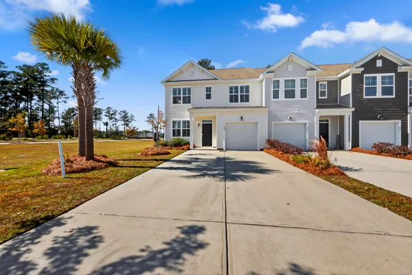 $2,250 | 605 Hilchot Drive, Summerville, SC 29486