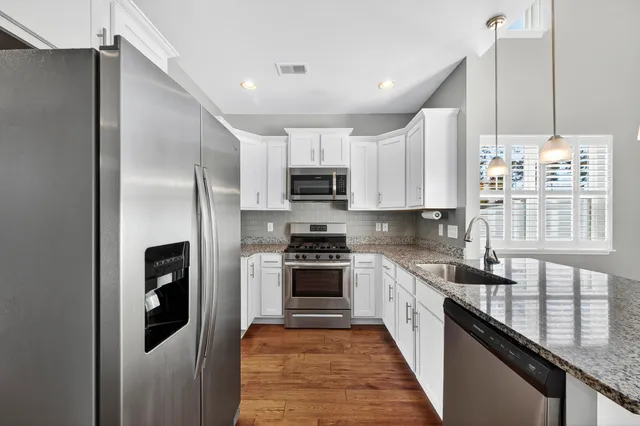 $2,300 | 605 Hilchot Drive, Summerville, SC 29486