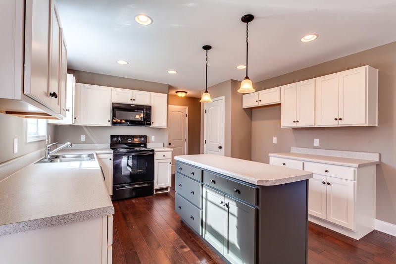 3416 Boulder Point Lane Powell, TN 37849 - Photo 11 of 35 Gallery Image 11