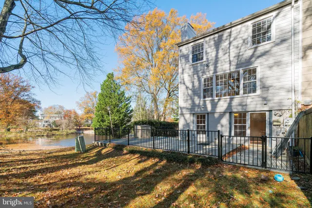 a view of a lake with houses
