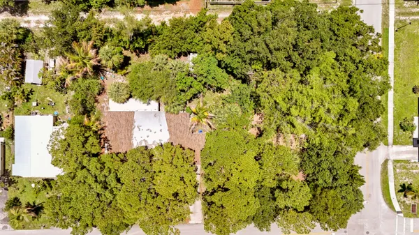 $369,900 | 146 2nd Street, Jupiter, FL 33458
