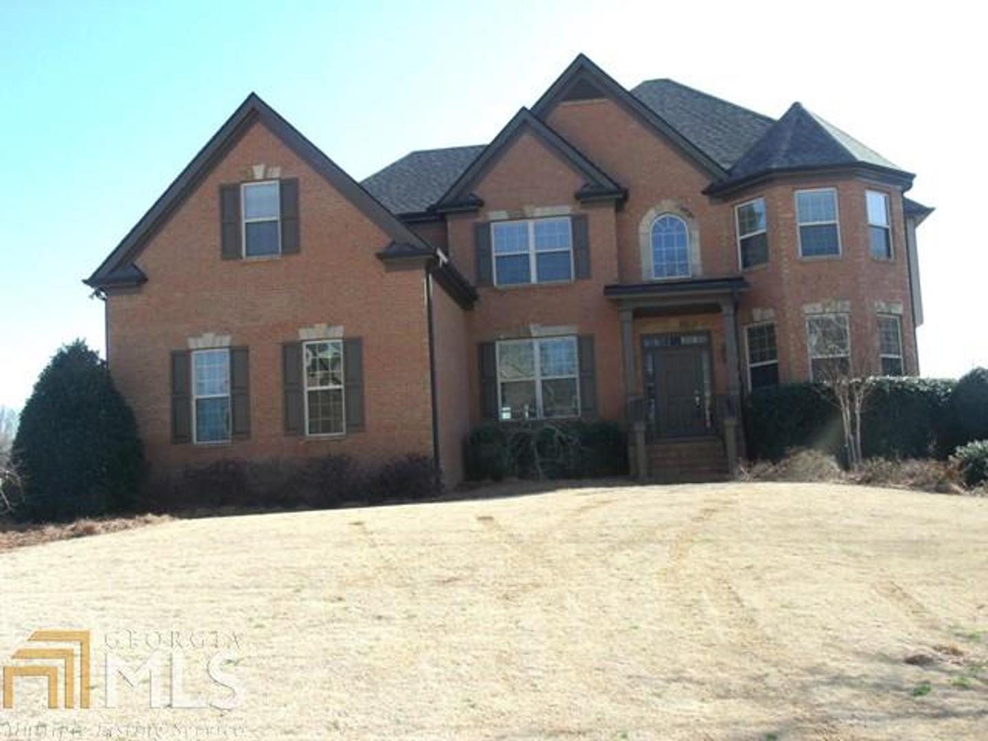 456 Delaperriere Loop, Unit 14D Jefferson, GA 30549 - Photo 1 of 1 456 Delaprriere Loop Front view 1