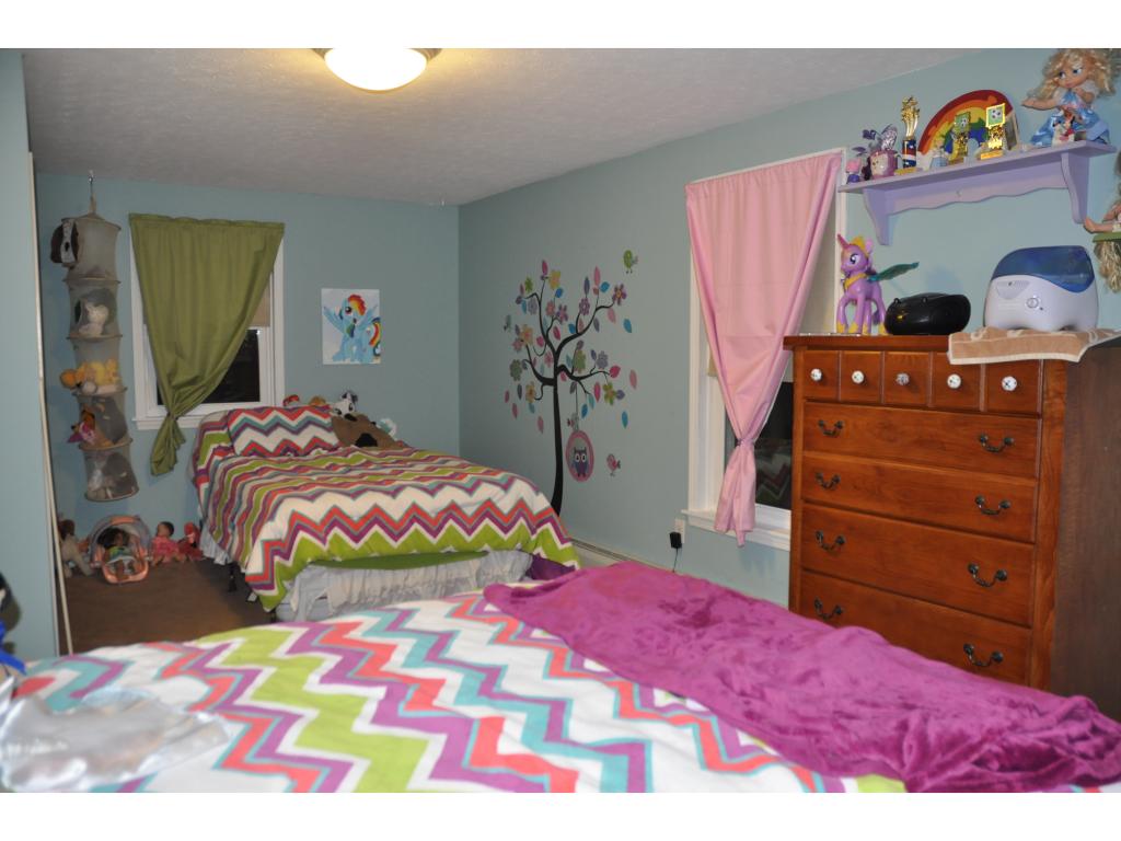 1060 Mammoth Road Manchester, NH 03104 - Photo 14 of 20