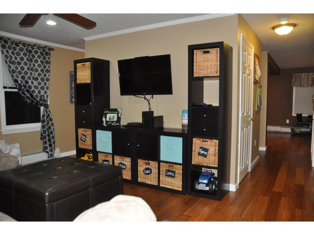 1060 Mammoth Road Manchester, NH 03104 - Photo 10 of 20