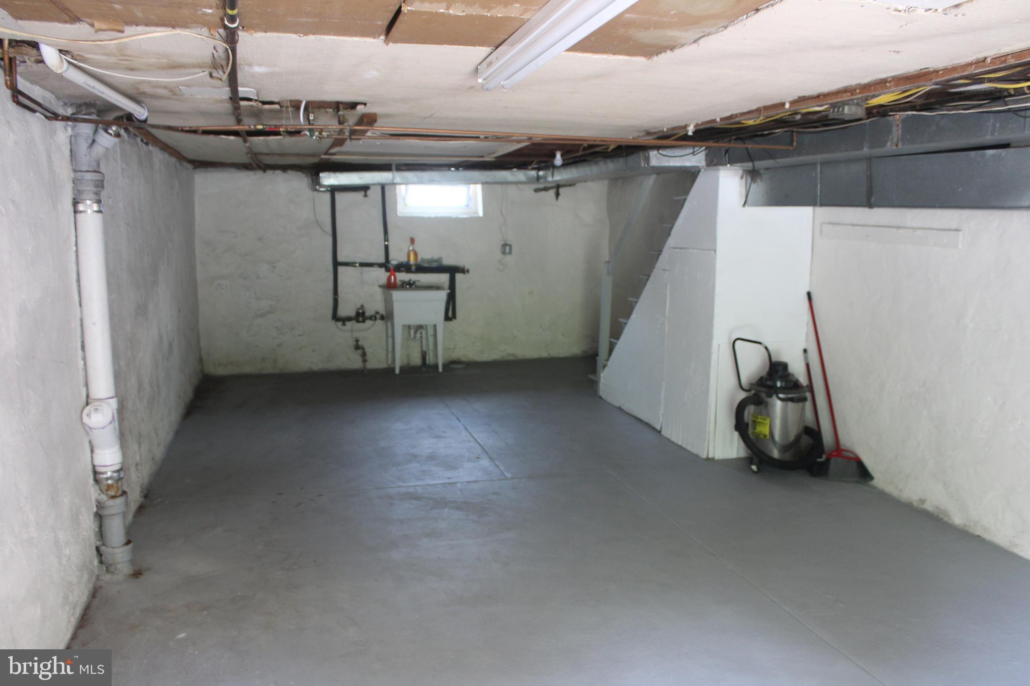113 Branford Road Darby, PA 19023 - Photo 33 of 37 Gallery Image 33