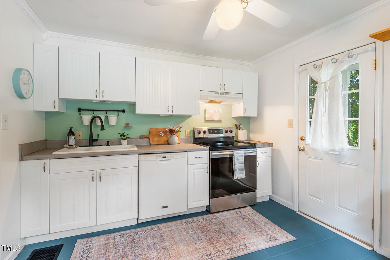 1802 Forest Road Durham, NC 27705 - Photo 15 of 48 20