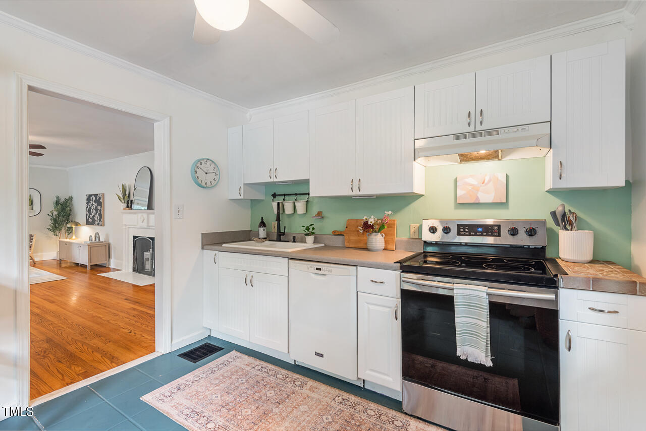 1802 Forest Road Durham, NC 27705 - Photo 16 of 48 21