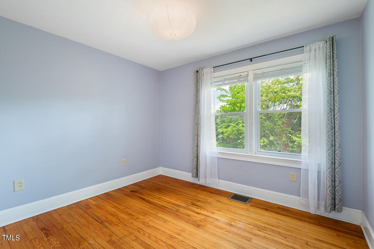 1802 Forest Road Durham, NC 27705 - Photo 27 of 48 36