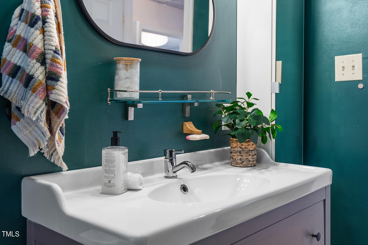 1802 Forest Road Durham, NC 27705 - Photo 31 of 48 41