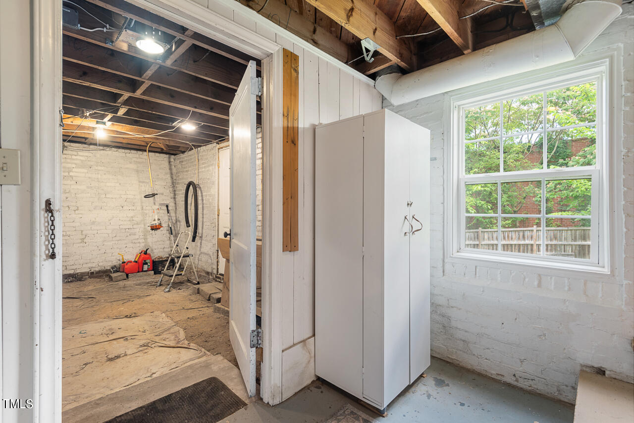 1802 Forest Road Durham, NC 27705 - Photo 35 of 48 47