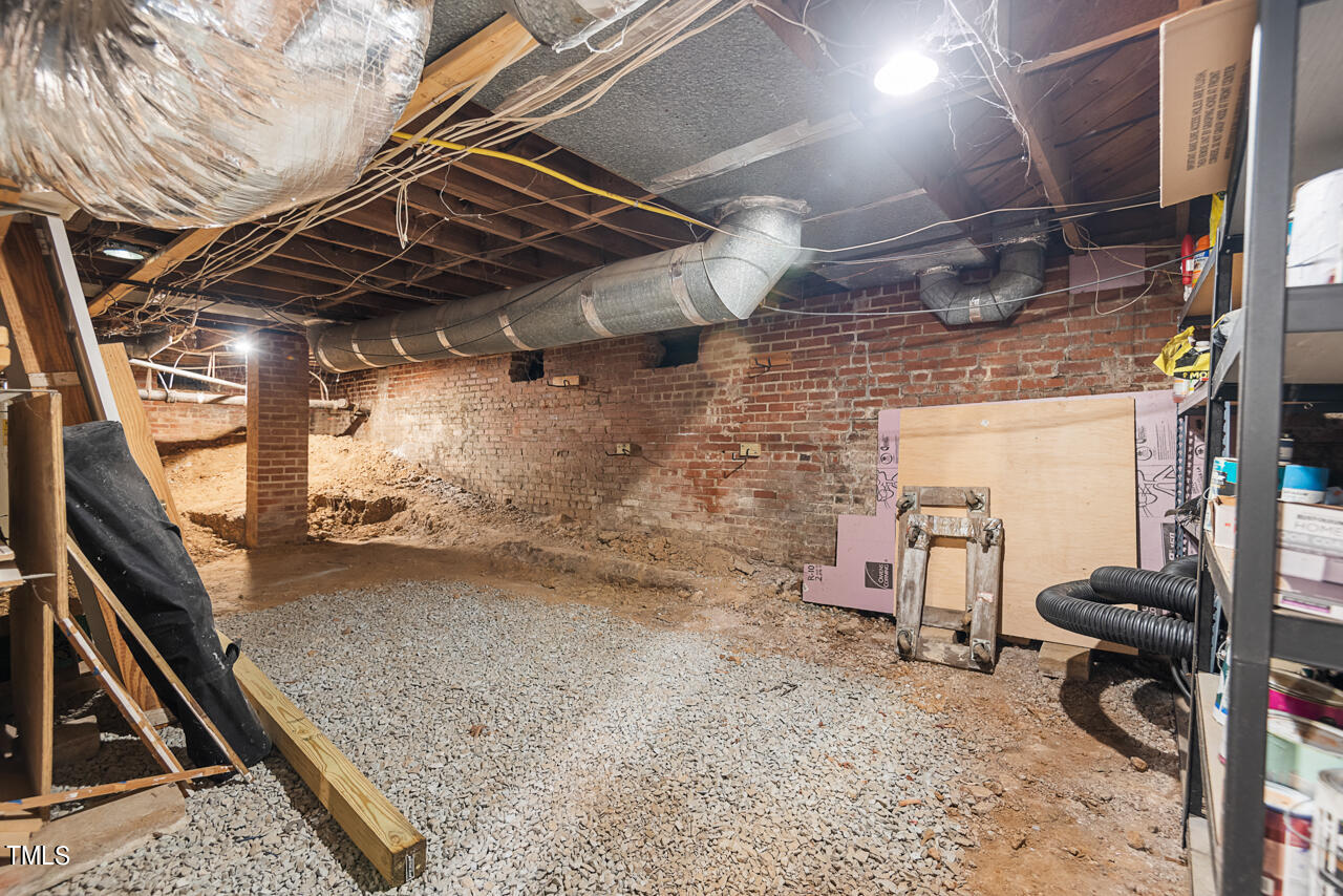 1802 Forest Road Durham, NC 27705 - Photo 37 of 48 51