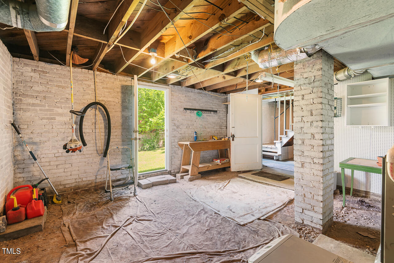 1802 Forest Road Durham, NC 27705 - Photo 38 of 48 53