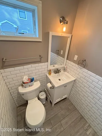 $1,299,900 | 199 Willowbrook Road | Westerleigh