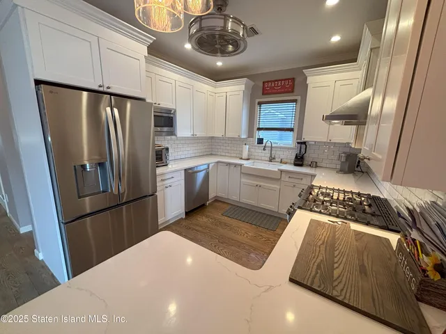 $1,299,900 | 199 Willowbrook Road | Westerleigh