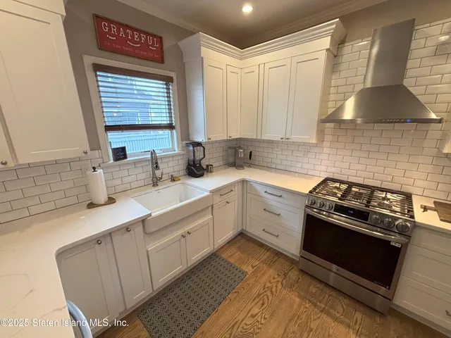 $1,299,900 | 199 Willowbrook Road | Westerleigh