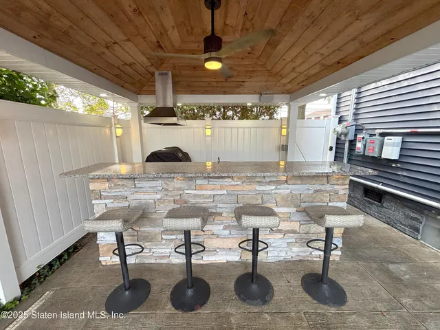 $1,299,900 | 199 Willowbrook Road | Westerleigh