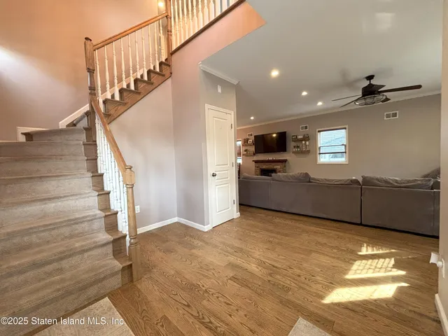 $1,299,900 | 199 Willowbrook Road | Westerleigh