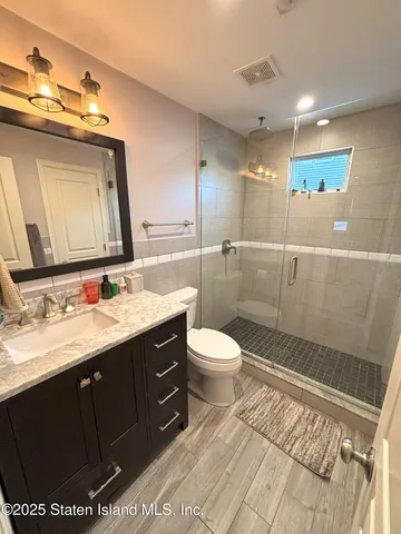 $1,299,900 | 199 Willowbrook Road | Westerleigh