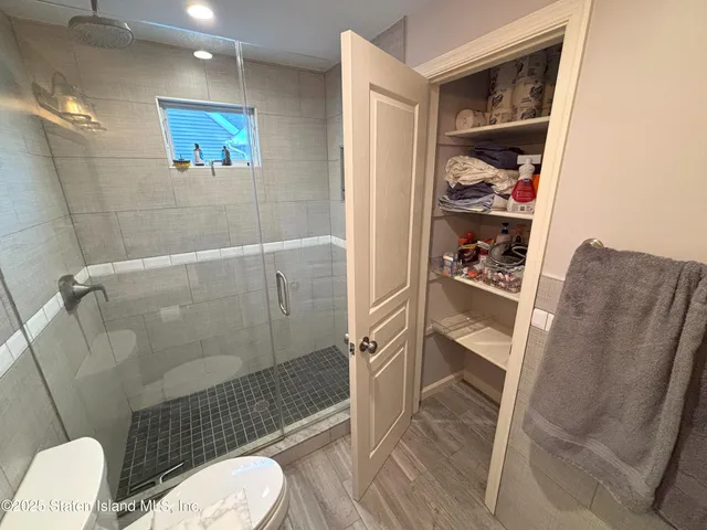 $1,299,900 | 199 Willowbrook Road | Westerleigh