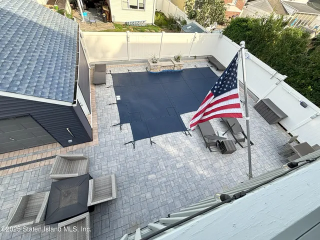 $1,299,900 | 199 Willowbrook Road | Westerleigh