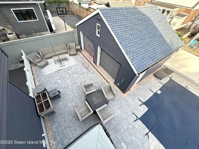 $1,299,900 | 199 Willowbrook Road | Westerleigh