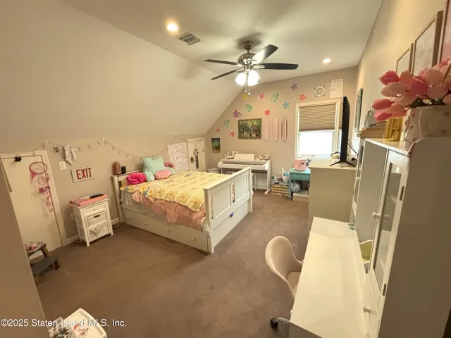 $1,299,900 | 199 Willowbrook Road | Westerleigh