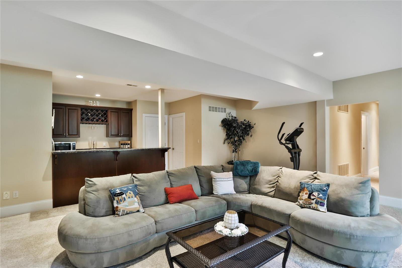 568 North Graeser Road Creve Coeur, MO 63141 - Photo 54 of 76 Gallery Image 54