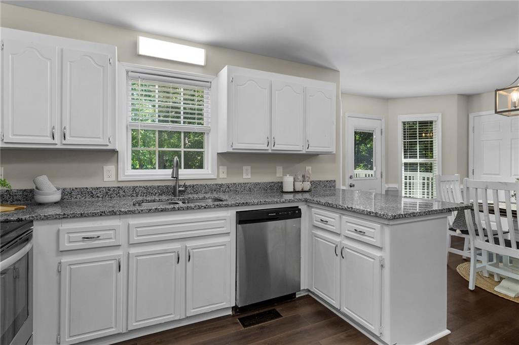 2380 Land Road Canton, GA 30114 - Photo 13 of 34