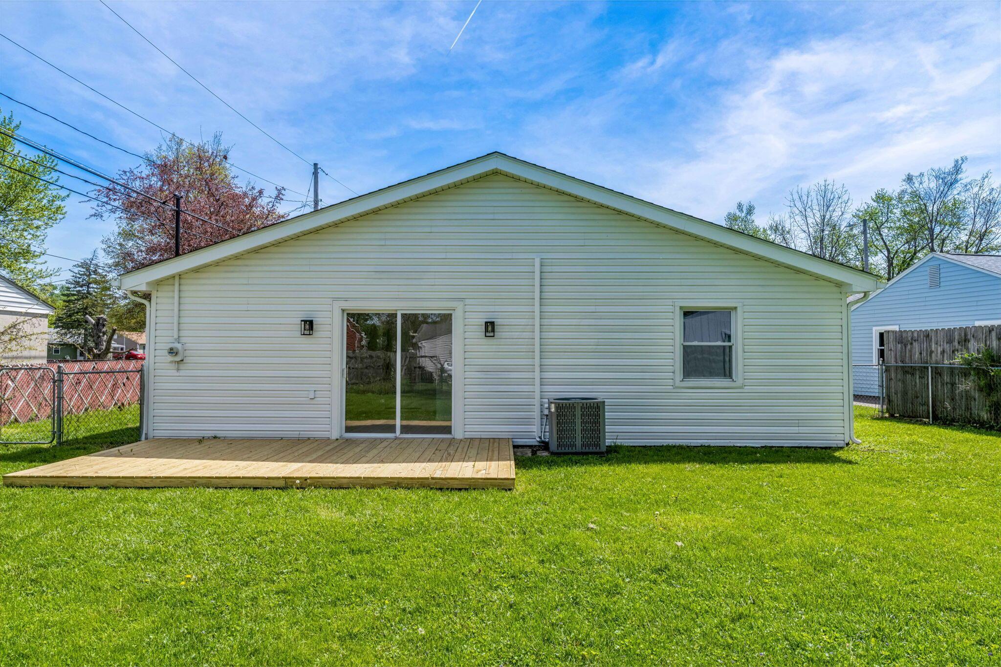 4447 St Rita Lane Columbus, OH 43213 - Photo 15 of 17 ENJOY your brand new patio!