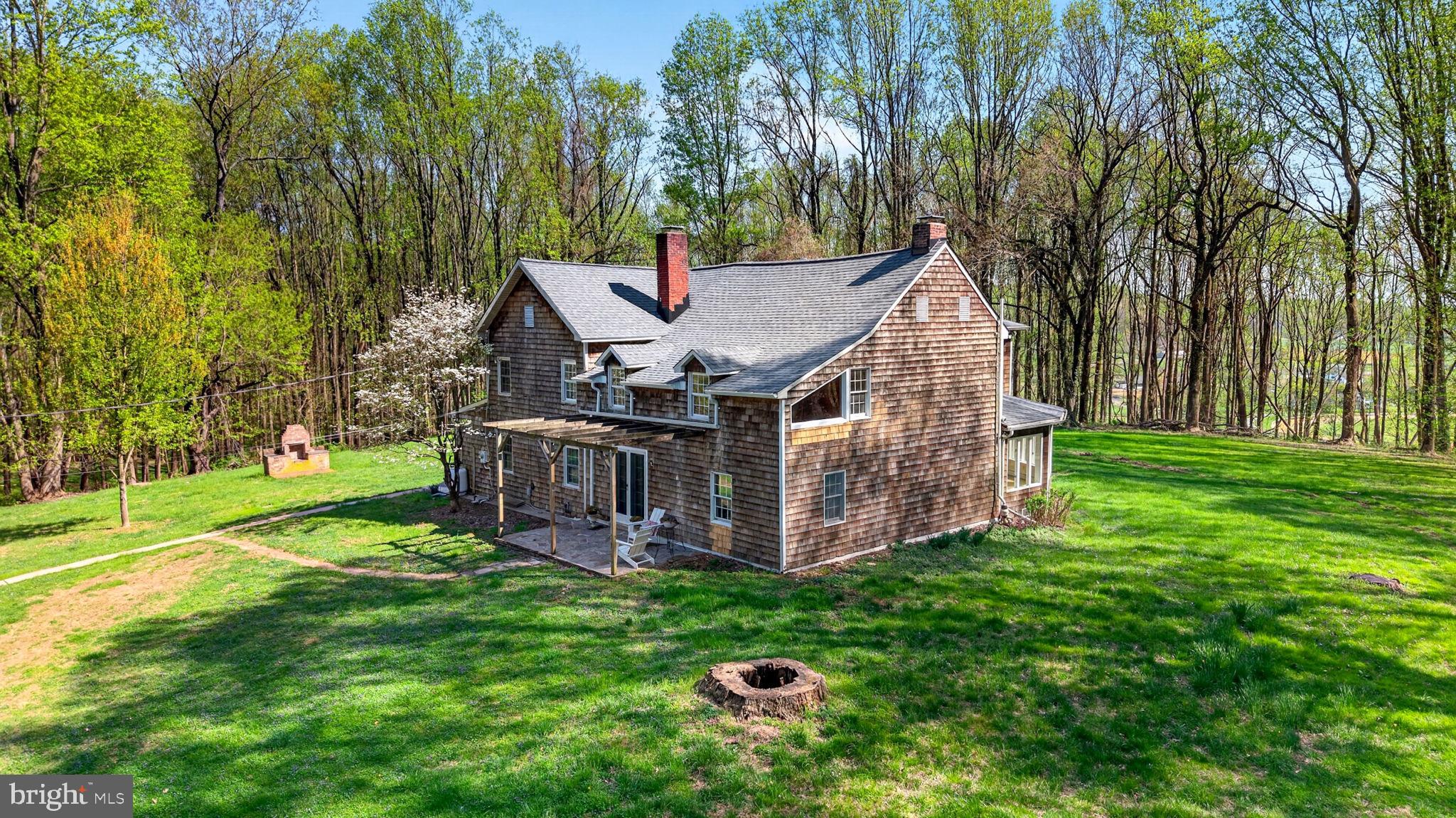 13009 Bottom Road Hydes, MD 21082 - Photo 11 of 97 Private escape w/convenient Balt. County location