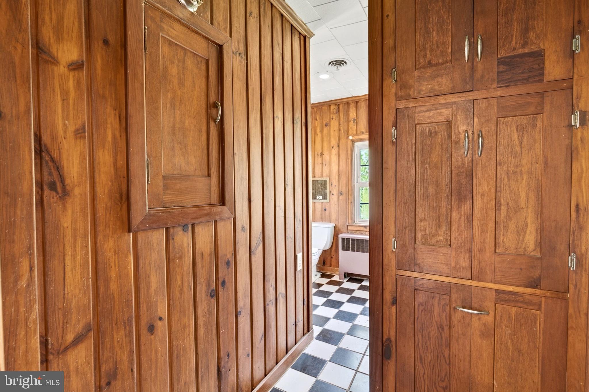 13009 Bottom Road Hydes, MD 21082 - Photo 51 of 97 Full BA- Black/White Retro tile