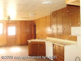 518 South Colgate Street Perryton, TX 79070 - Photo 4 of 4 KITCHEN