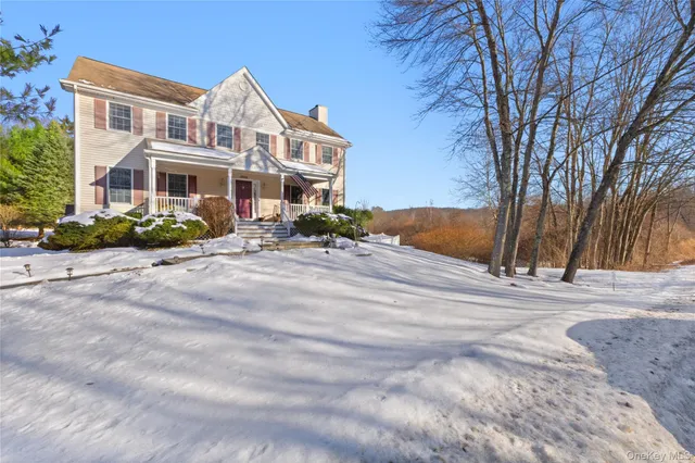 a picture of a wall with a picture of a wall