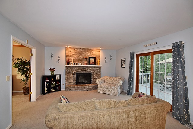 1920 Fairfax Road St. Charles, IL 60174 - Photo 11 of 25