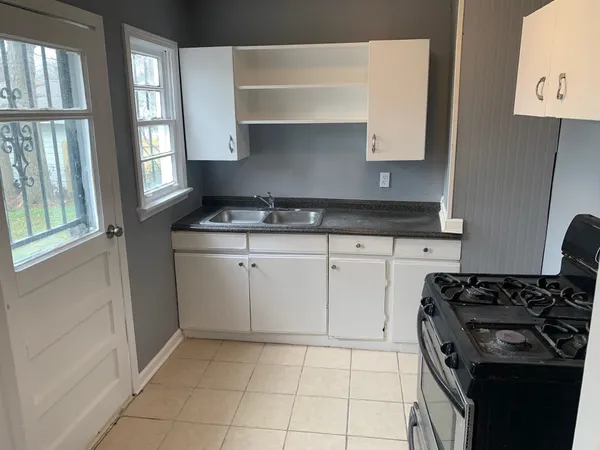 $950 | 4105 Wilmette Avenue, Memphis, TN 38108