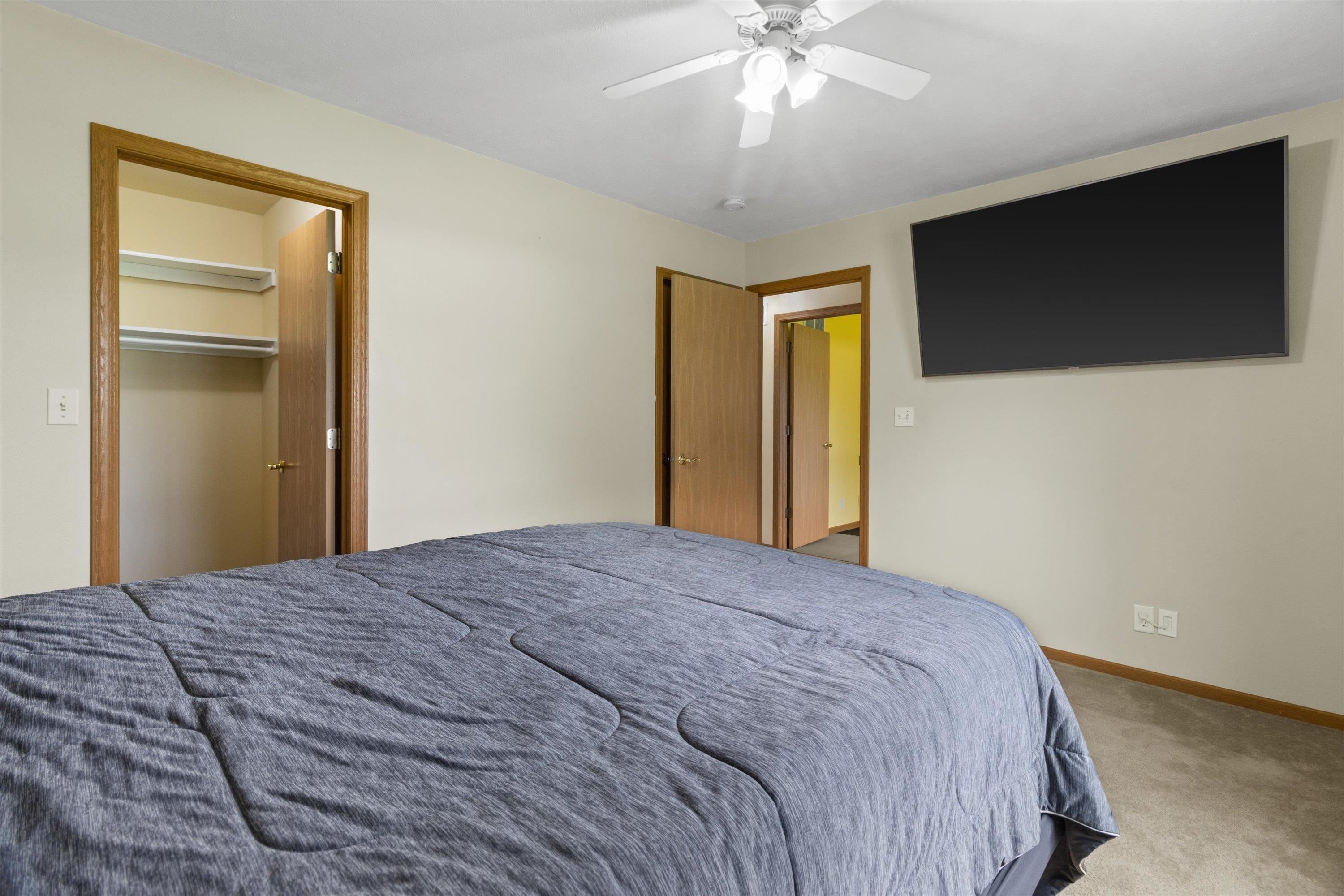 325 West Rice Beloit, WI 53511 - Photo 12 of 32 Gallery Image 12